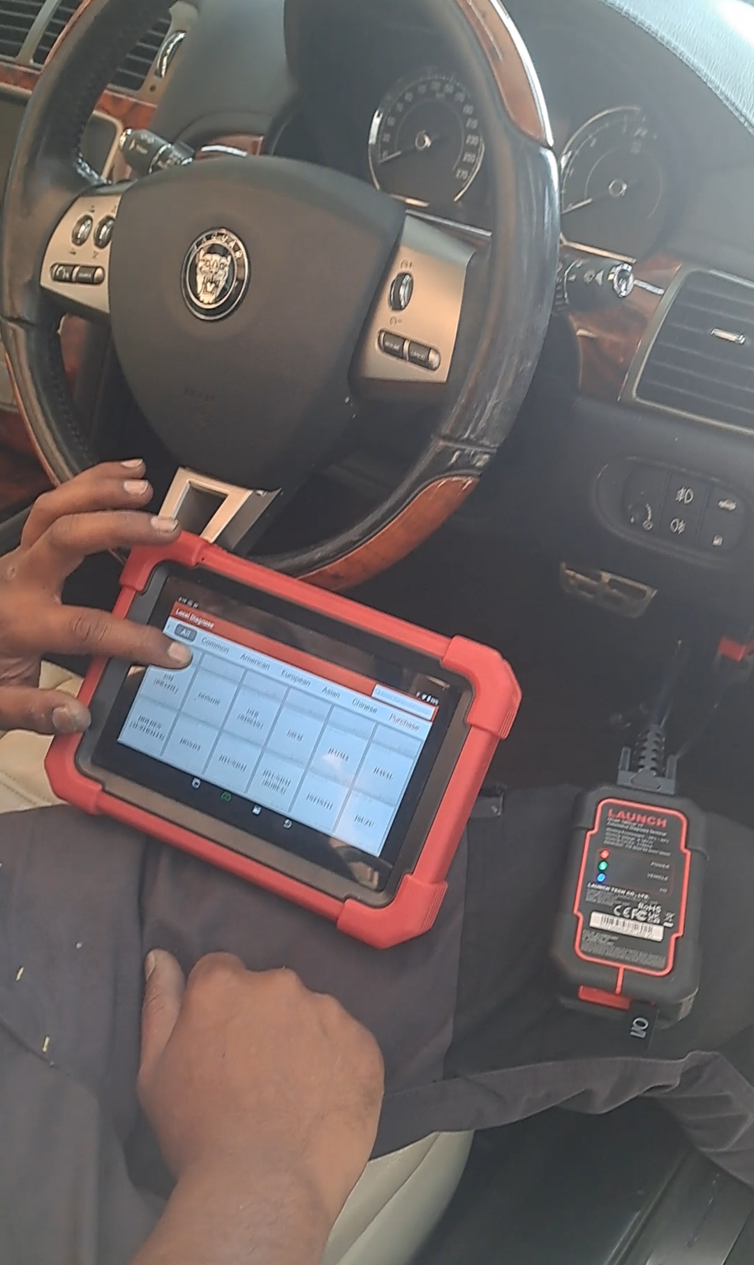 Vehicle fault-code diagnosis at Dreamworks Autohouse Umhlanga